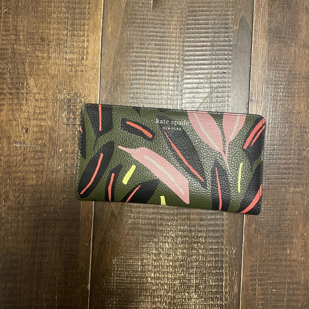 Kate Spade Green and Pink Patterned Wallet